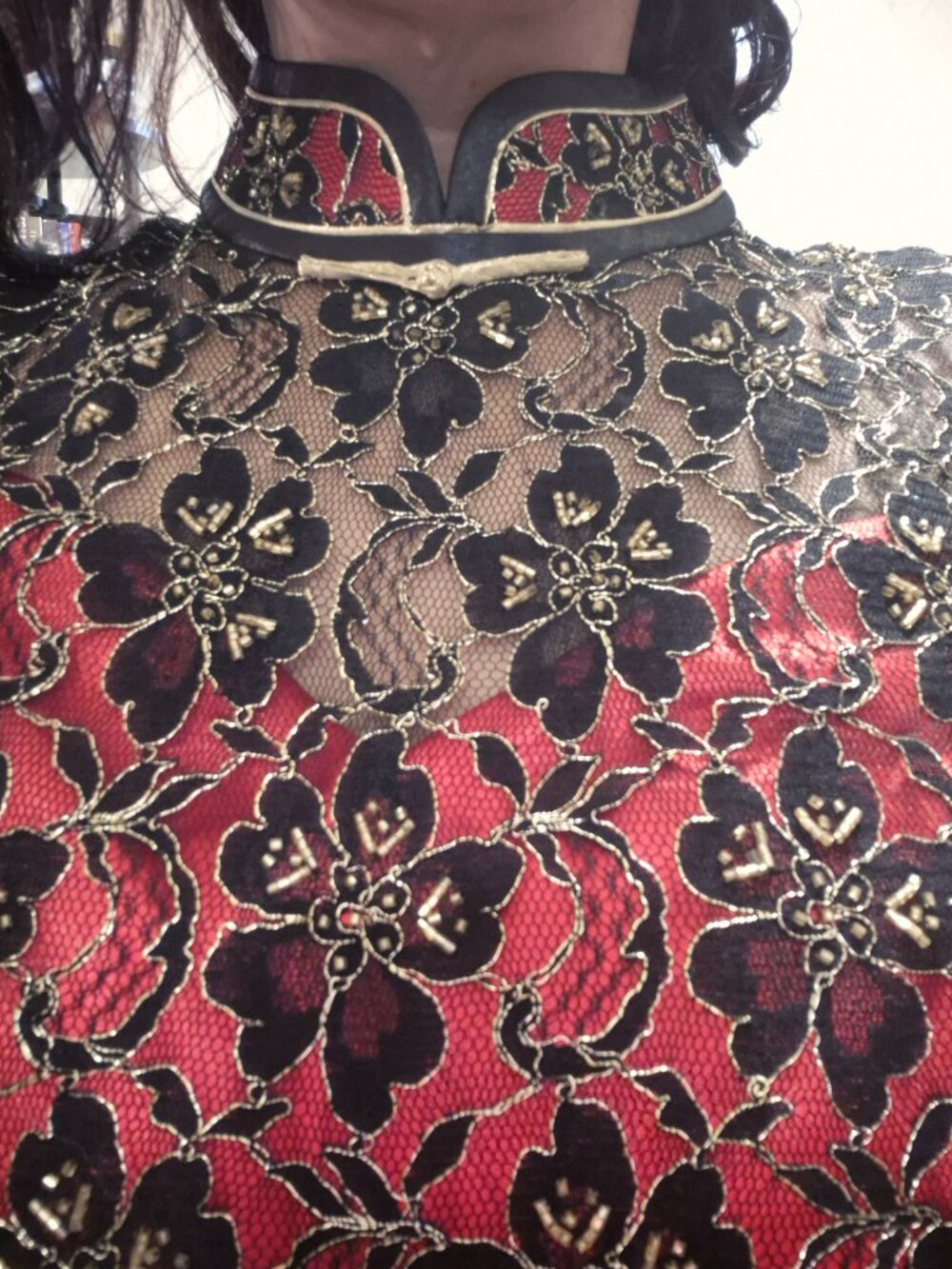 Custom gown - Picture 3 of 5